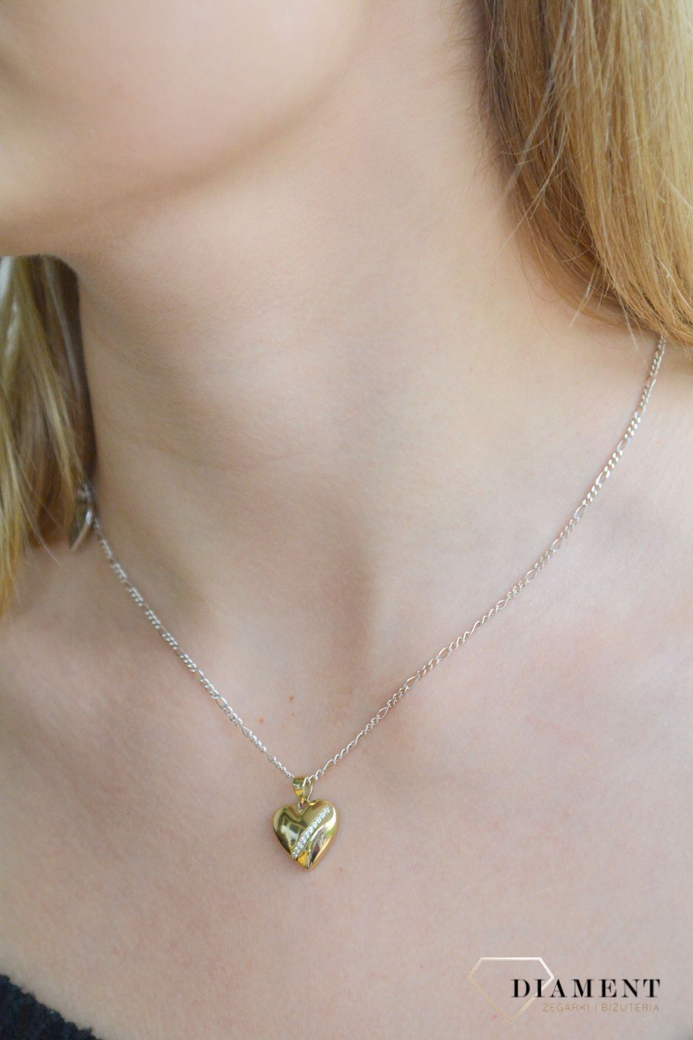 Złota zawieszka damska 375 wypukłe Serce z pasmem cyrkonii ZA 5550 375.jpg